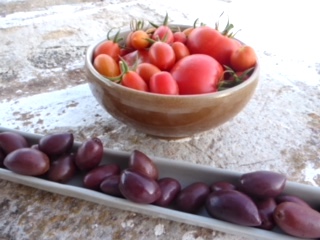 tomater og oliven er en uslåelig kombinasjon