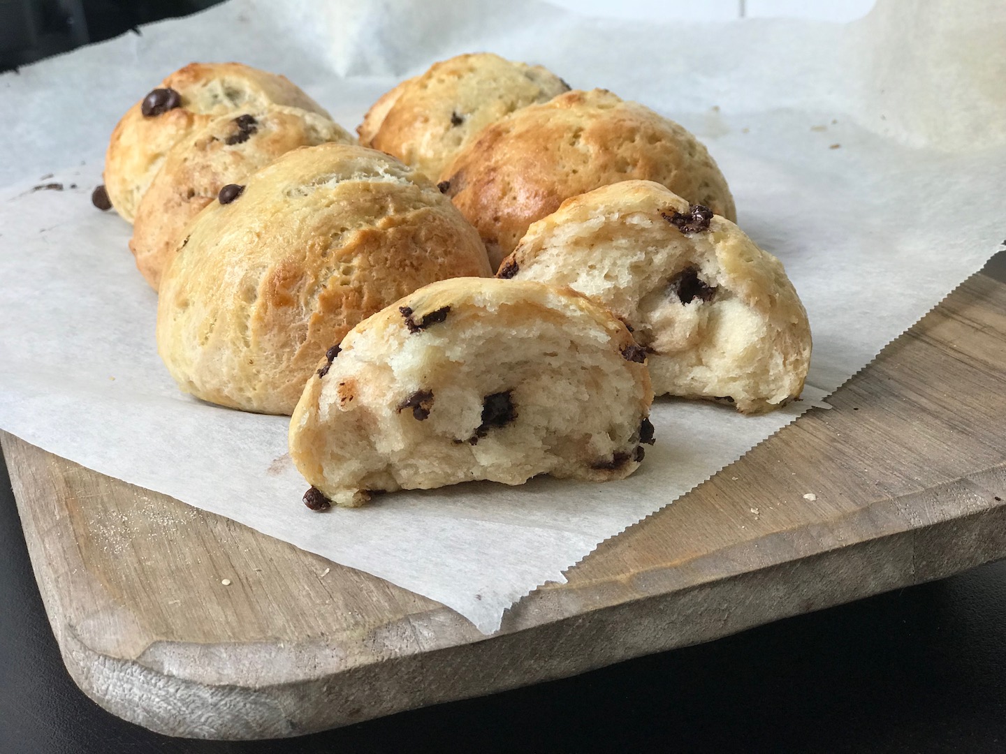 Glutenfrie 17 mai boller med sjokolade