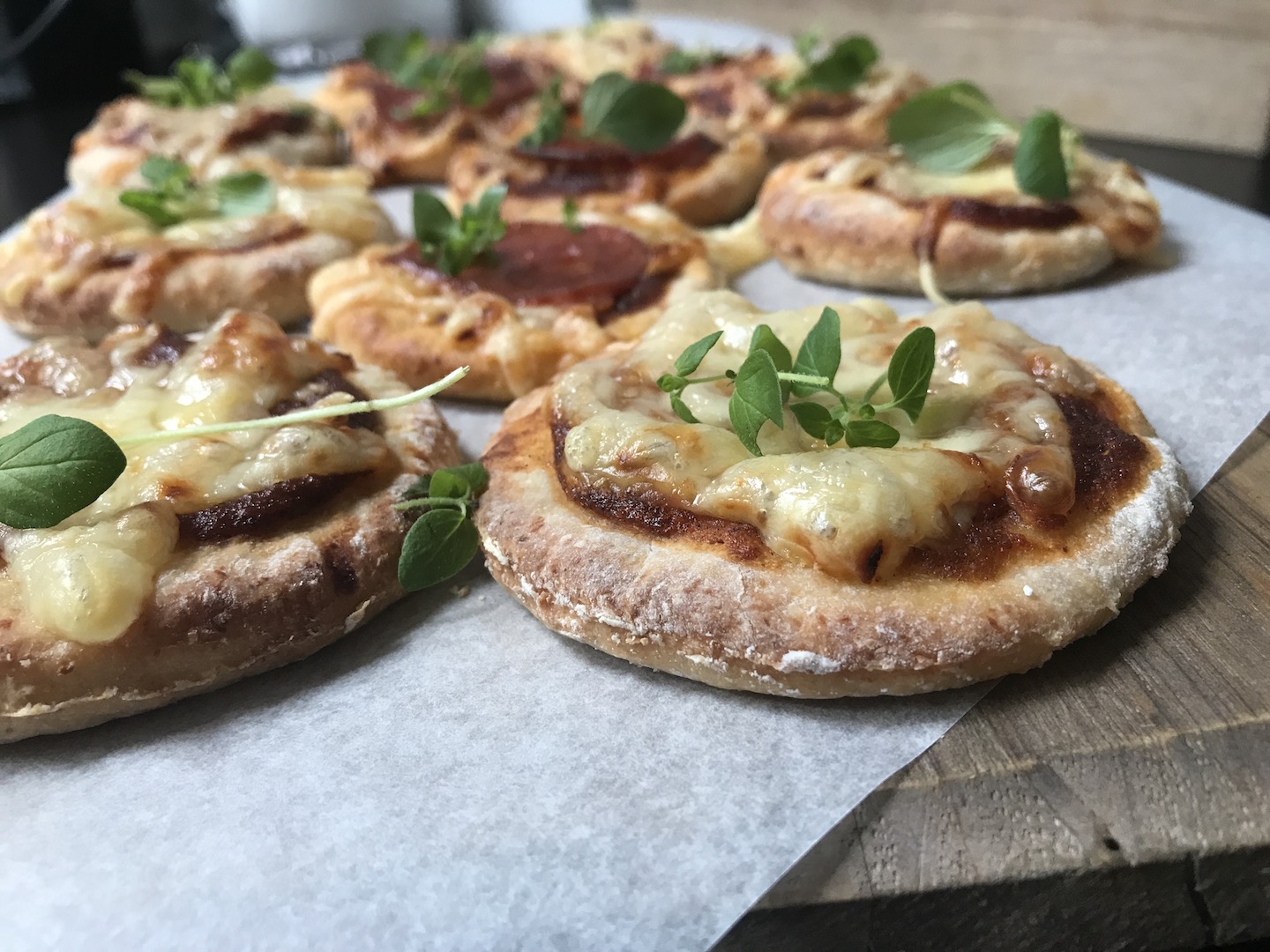 Glutenfri porsjonspizza