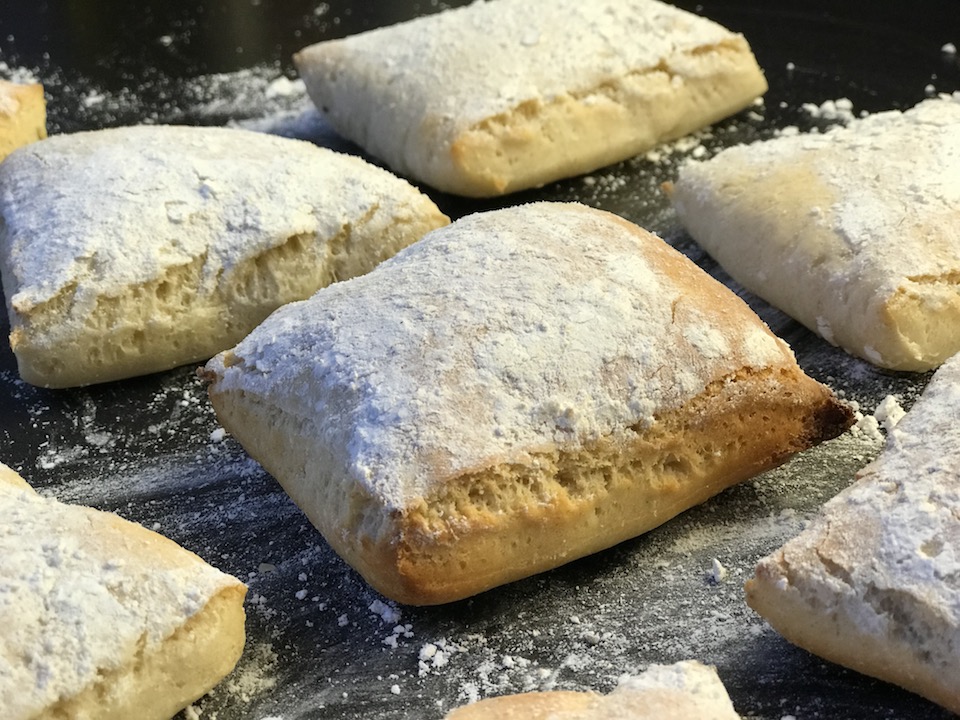 Glutenfrie, luftige ciabatta