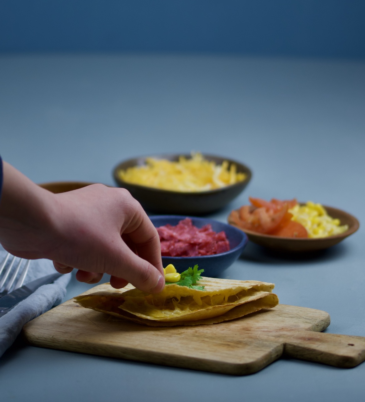 Glutenfri quesadilla med ost og salami